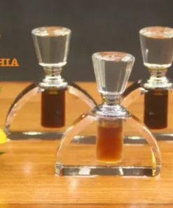 Vietnam Agarwood oil (oudh oil) high grade, very good smell, 100% pure